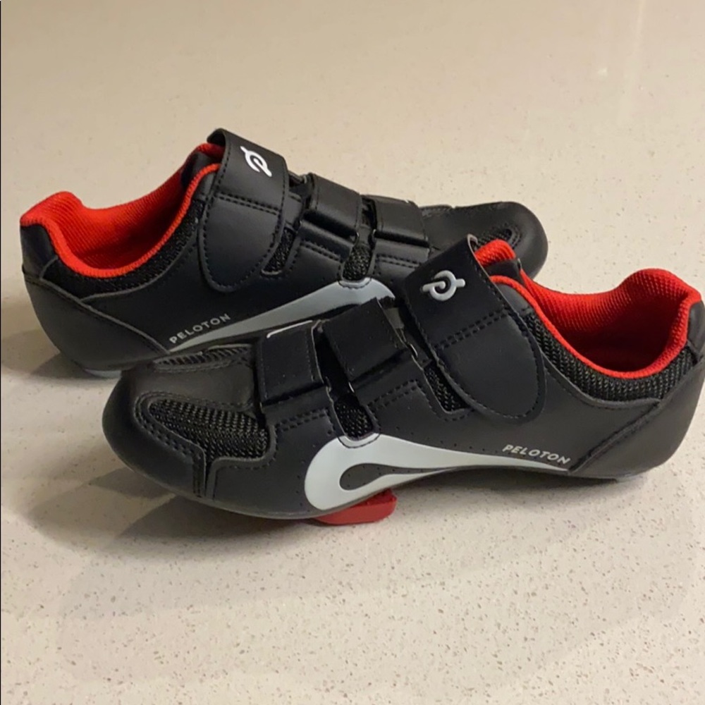 Women’s Peleton spinning shoes
